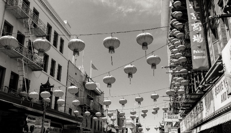 Navigating between languages