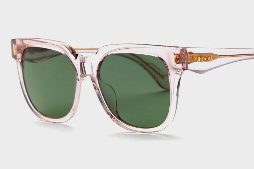 Yunizon's comprehensive solution for asian eyewear, the pair of clear glasses are set on a white background.