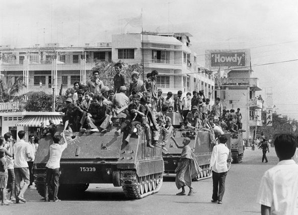 Khmer Rouge marches into Cambodia